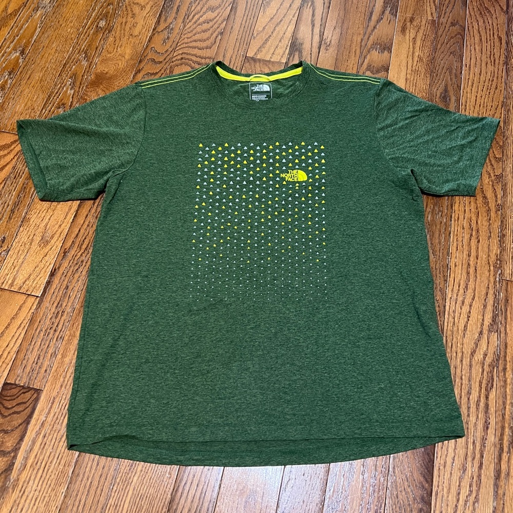Mens The North Face Tshirt M